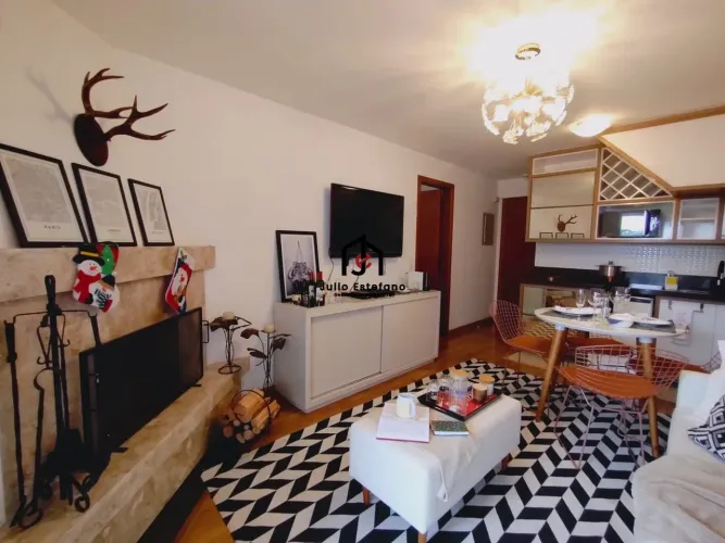 Apartamento duplex com 2 dormitórios no Condomínio Chateau Montpellier em Campos do Jordão