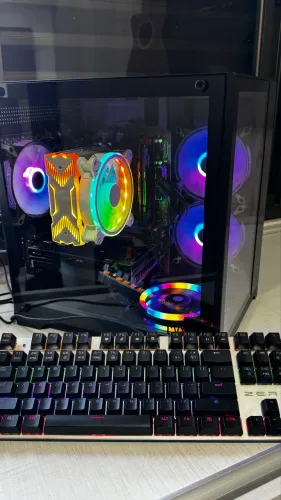 Desktop Gamer AMD Ryzen 5, 32GB, SSD 1TB, RX 6600 + Teclado Zero Game Gear