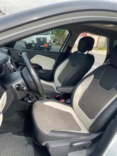Renault Captur Intense 1.6 16V Flex 5P Aut. 2018
