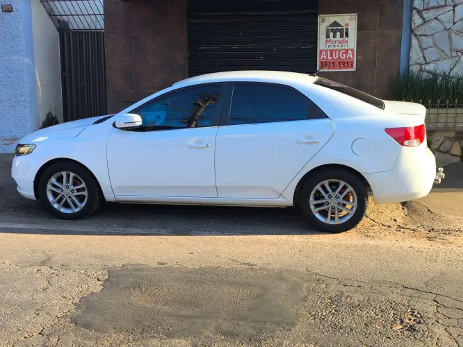 Kia Motors Cerato 1.6 16V Mec. 2012