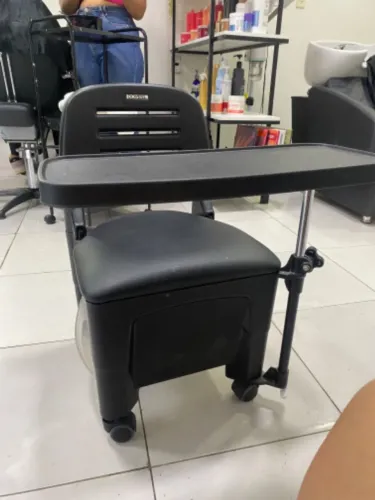 Carrinho de manicure