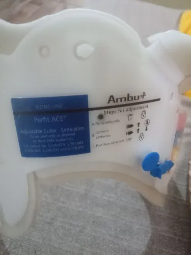 Colar Cervical Perfit Ace em Perfeito Estado Com Regulagem
