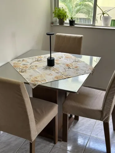 Mesa 4 lugares nova 