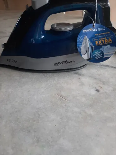 Ferro a vapor britania