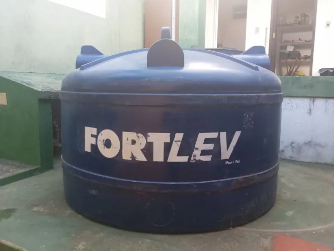 Caixa d´água Tanque Polietileno 2.000L Tampa Rosca Azul - Fortlev