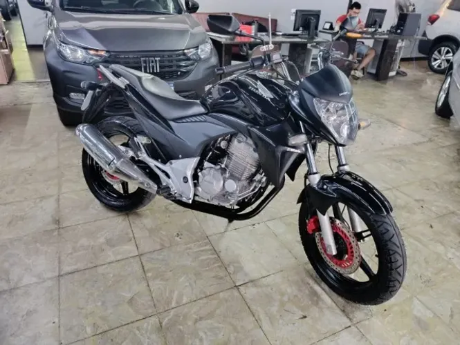 Honda cb 300 2015