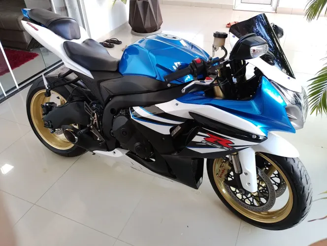 Moto Suzuki GSXR1000