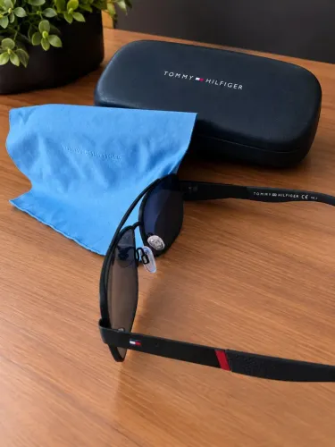 Oculos Tommy Hilfiger