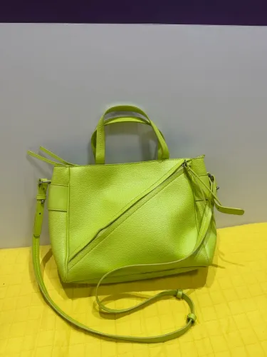 Bolsa Arezzo