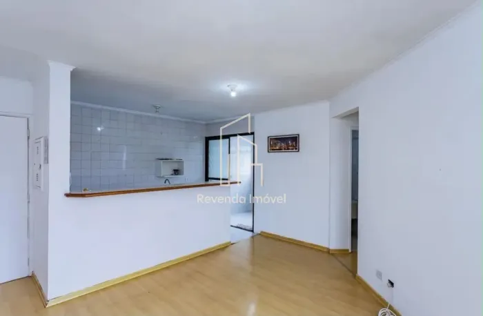 Apartamento à Venda em Vila Mangalot, São Paulo - 2 Quartos, 1 Vaga de Garagem! Venha Conh