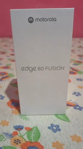 Celular Moto Edge 60 fusion NOVO.