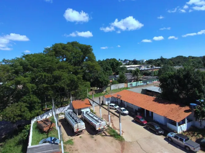 Área comercial no Jardim Califórnia Parque Industrial em Goiânia