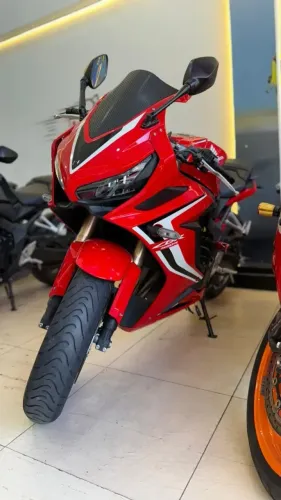 HONDA CBR 650 R