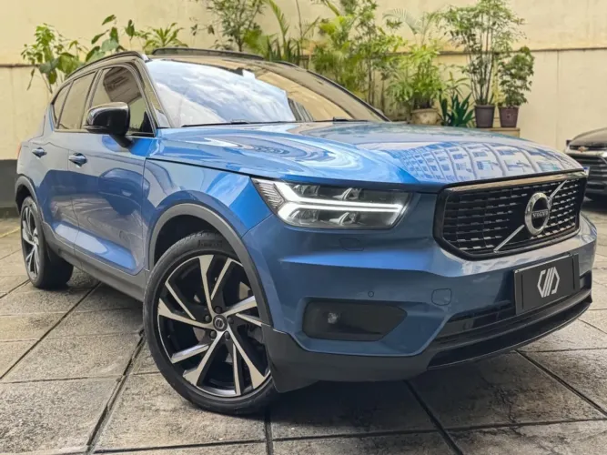 Volvo XC40 XC 40 T-5 Híbrido R-design 1.5 262cv FWD 2021