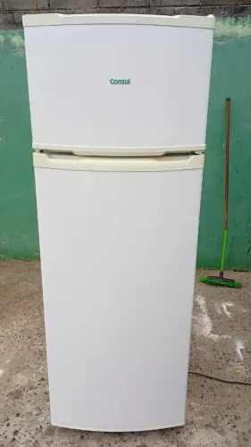 Vendo geladeira Consul funcionando perfeitamente