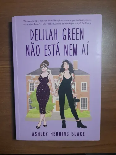 Delilah não está nem aí | livro sáfico LGBT lésbica