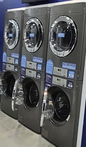 Vendo Lavanderia Self Service em pleno funcionamento