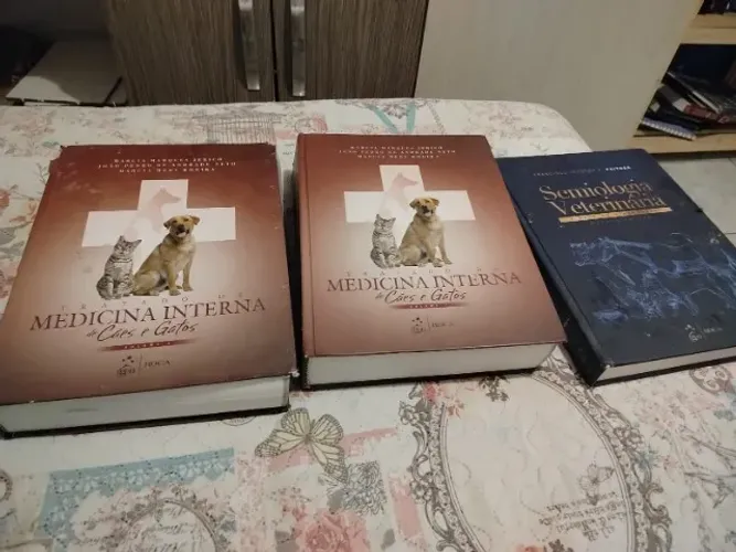 Livros em medicina veterinária