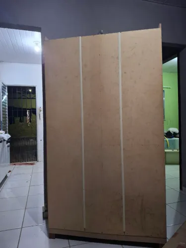 Guarda roupa de solteiro