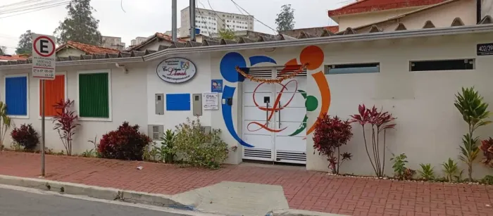 Prédio comercial na Rua Josefa Fontoura, 398 - 402  400 m²