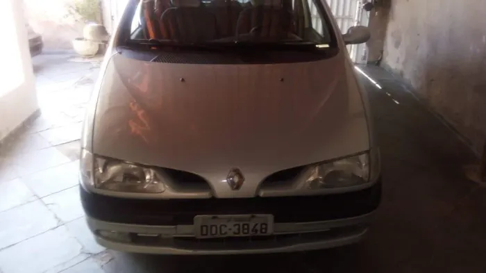 Renault Scenic Rxe/ Privilège 2.0 16V 5P Mec. 2001