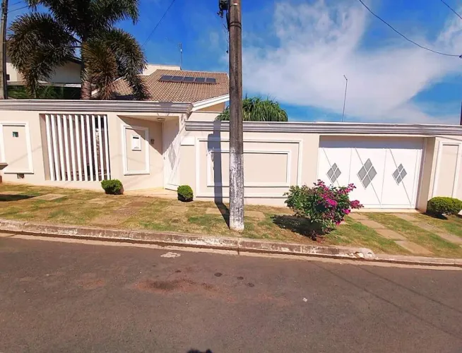 Casa em Condomínio para aluguel, 3 quartos, 1 suíte, 6 vagas, Jardim Terras de Santa Elisa