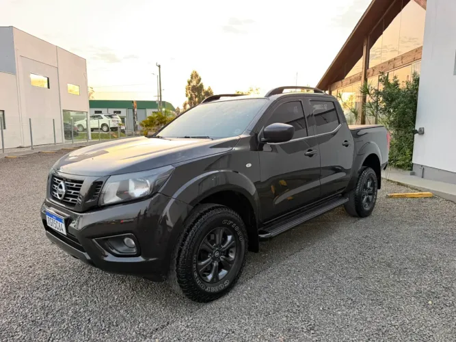 Nissan Frontier Attac.cd 4X4 2.3 Bi-TB Die. AUT 2021
