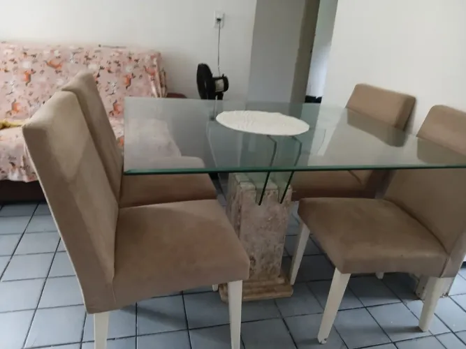Conjunto de mesa 4 cadeiras