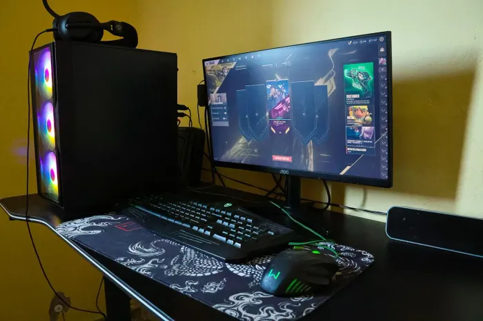 PC GAMER COMPLETO - RYZEN 7 / RTX 3050 / 32GB RAM / MONITOR E PERIFÉRICOS