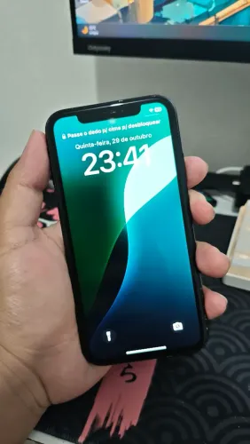 iPhone XR 64GB todo original.