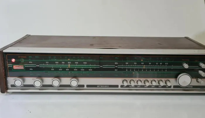 Radio Receiver Philips Antigo No Estado