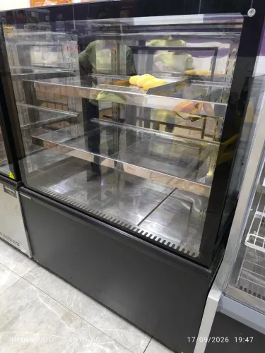 Vitrine quente semi-nova