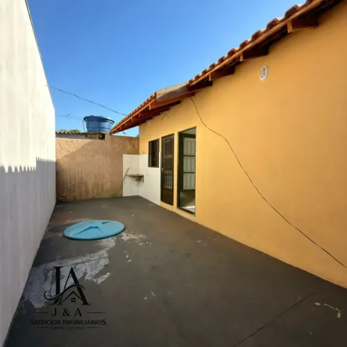 Casa reformado á venda com 1 quarto na Vila Palmira