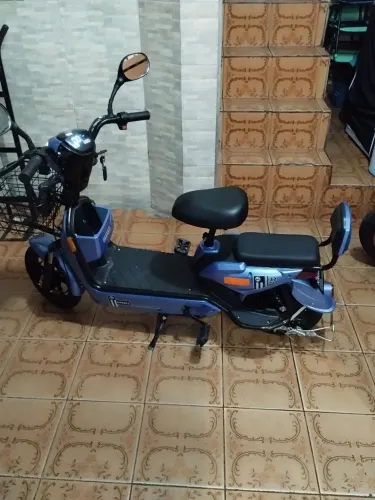 Scooter elétrica 