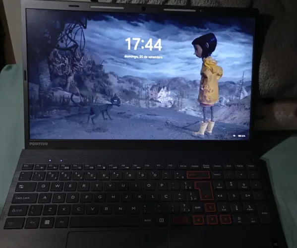 Notebook Positivo Vision C4128A-15 - 4GB RAM / 128GB - Muito conservado