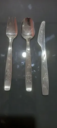 Conjunto infantil hércules comer brincando