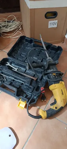 Martelete furador e rompedor com mandril para tornar a máquina furadeira 4 em 1/ 127v
