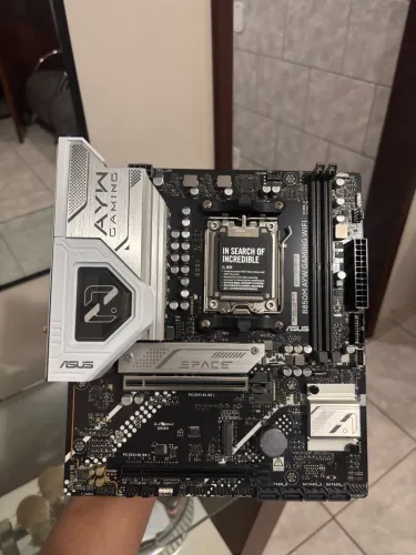 Placa mãe B850M AYW Gaming Wifi AM5