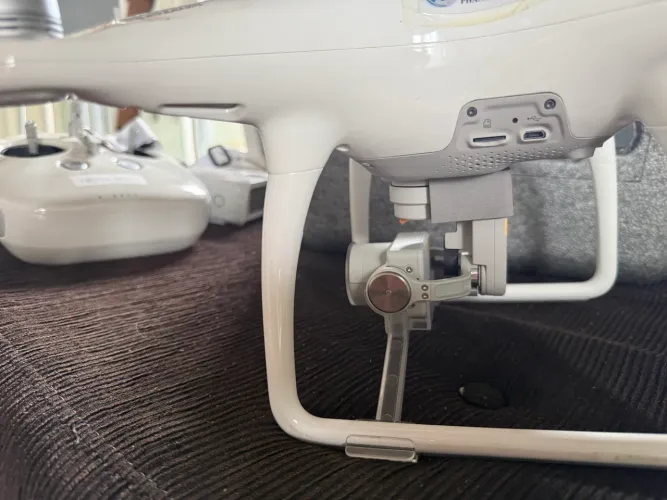 DJI Phantom 4