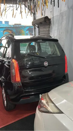 Fiat Idea Attractive 1.4 Fire Flex 8V 5P 2013