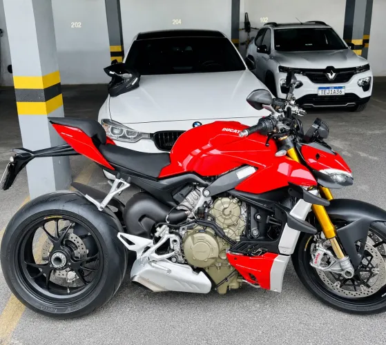 Ducati Streetfighter - Esportiva Premium, Estado de Zero