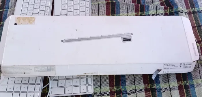 Teclado Apple. Modelo A1243