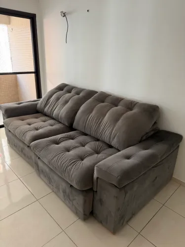 Vendo sofá retrátil e reclinável de alto padrão
