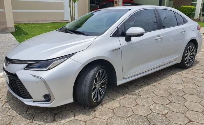 Toyota Corolla Altis Prem. Hybrid 1.8 Flex AUT 2020