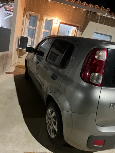 Fiat Uno Vivace Celeb. 1.0 EVO F.flex 8V 5P 2013