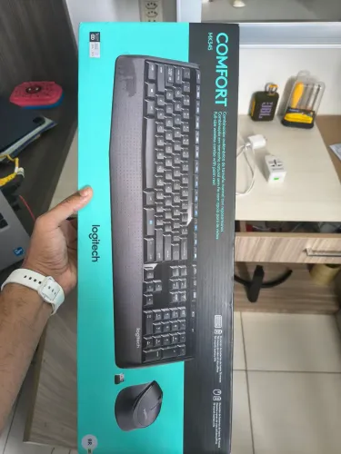Combo teclado e mouse sem fio Logitech MK345