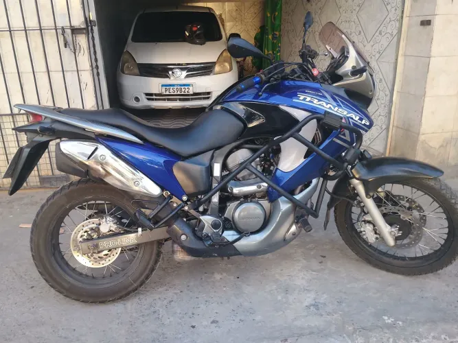 Transalp 700