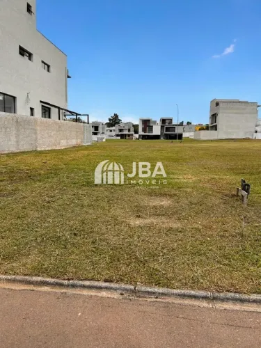 CONDOMÍNIO CLUB - NO BAIRRO XAXIM