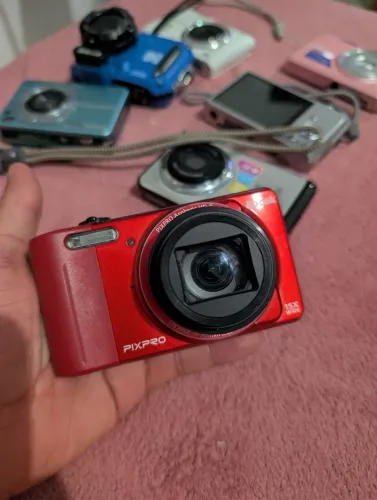 Camera digital kodak pixpro fz151