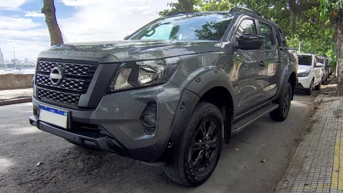 Nissan Frontier Attac.cd 4X4 2.3 Bi-TB Die. AUT 2025